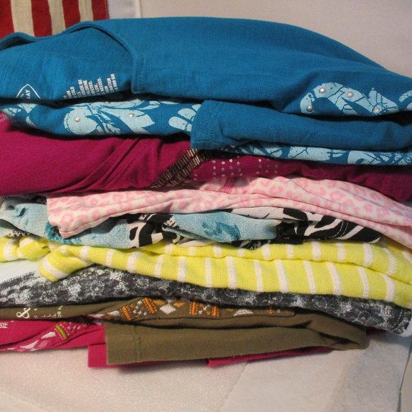 Mixed Assorted Bundle Lot Mystery Box Ladies Tops Blouses Shirts L - Picture 1 of 2